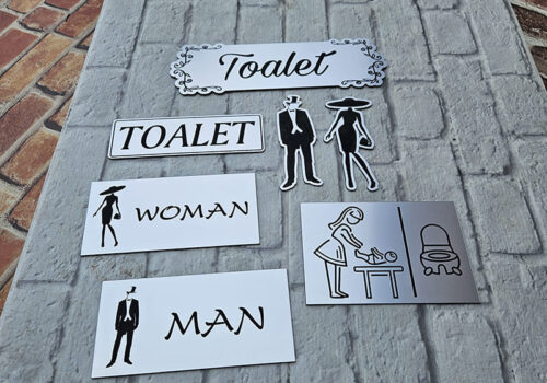 Mix modela pločica za označavanje toaleta