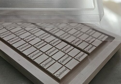 Alat i kalup za izlivanje čokolade "Srpkinja"