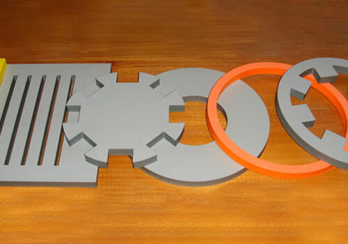 Isecanje sundjeraste eva pene