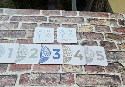 Klirit oznake za toalet i kabinete