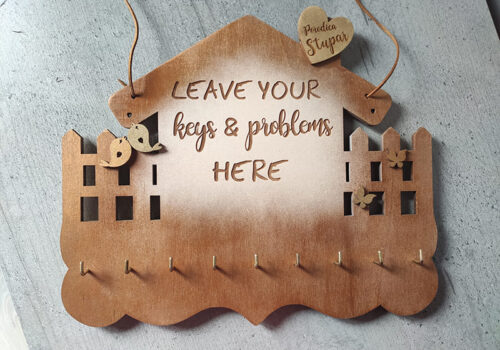 Stalak za ključeve sa 9 kukica