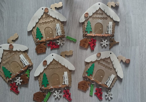 Stalci za ključeve sa zimskim motivima